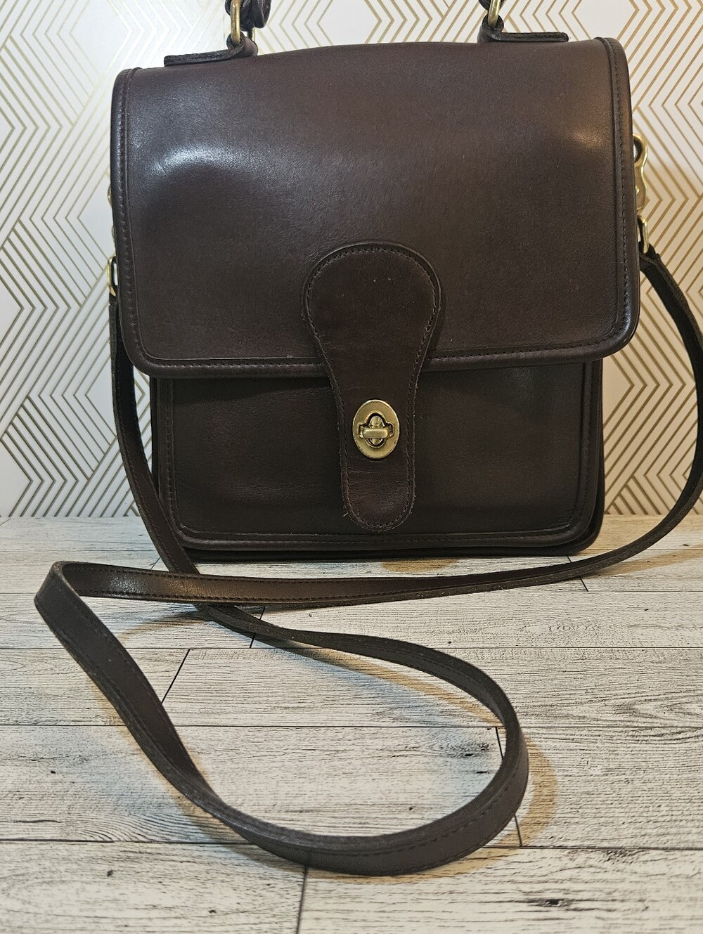Vintage Coach Mahogany Brown Station Bag 1999 Top Handle Cross Body Made in USA - Picture 2 of 14